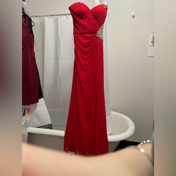 Prom Dress - Picture 2 of 4